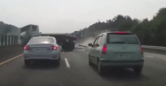 Worst car accidents compilation - YouTube Screenshot Sammlung Video