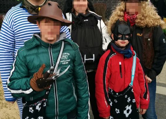 Rosenmontag Umzug 2014 Büttgen Freddy Krueger Batman